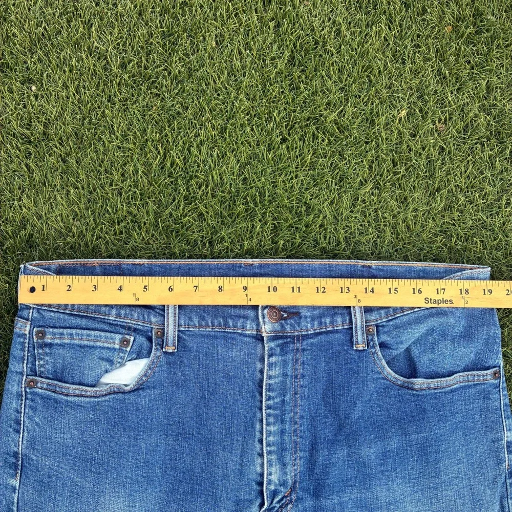 Levis 505 Regular Fit Straight Leg Jeans Mens 38x30 Blue Medium Wash Denim Pants